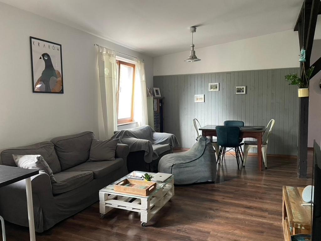 Piekny,duzy Loft 80 Metrow Blisko Centrum Apartment